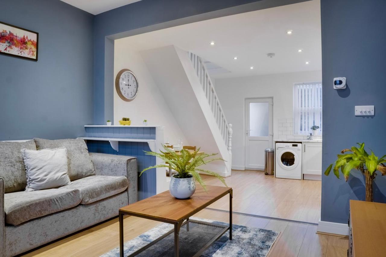 Birkenhead - 2 Bedroom House Экстерьер фото