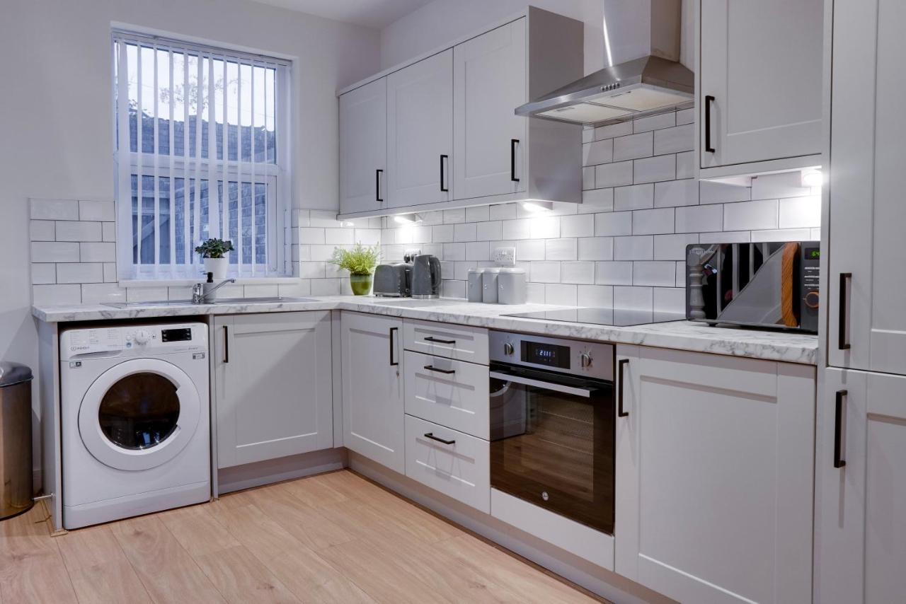 Birkenhead - 2 Bedroom House Экстерьер фото